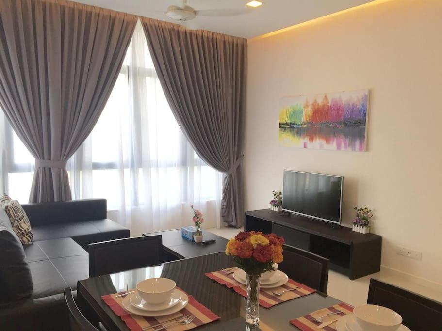 Tropicana Avenue B32-09, Petaling Jaya Exterior photo