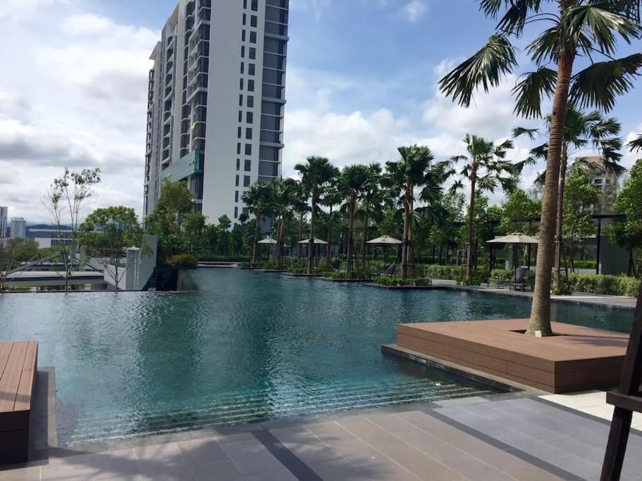 Tropicana Avenue B32-09, Petaling Jaya Exterior photo